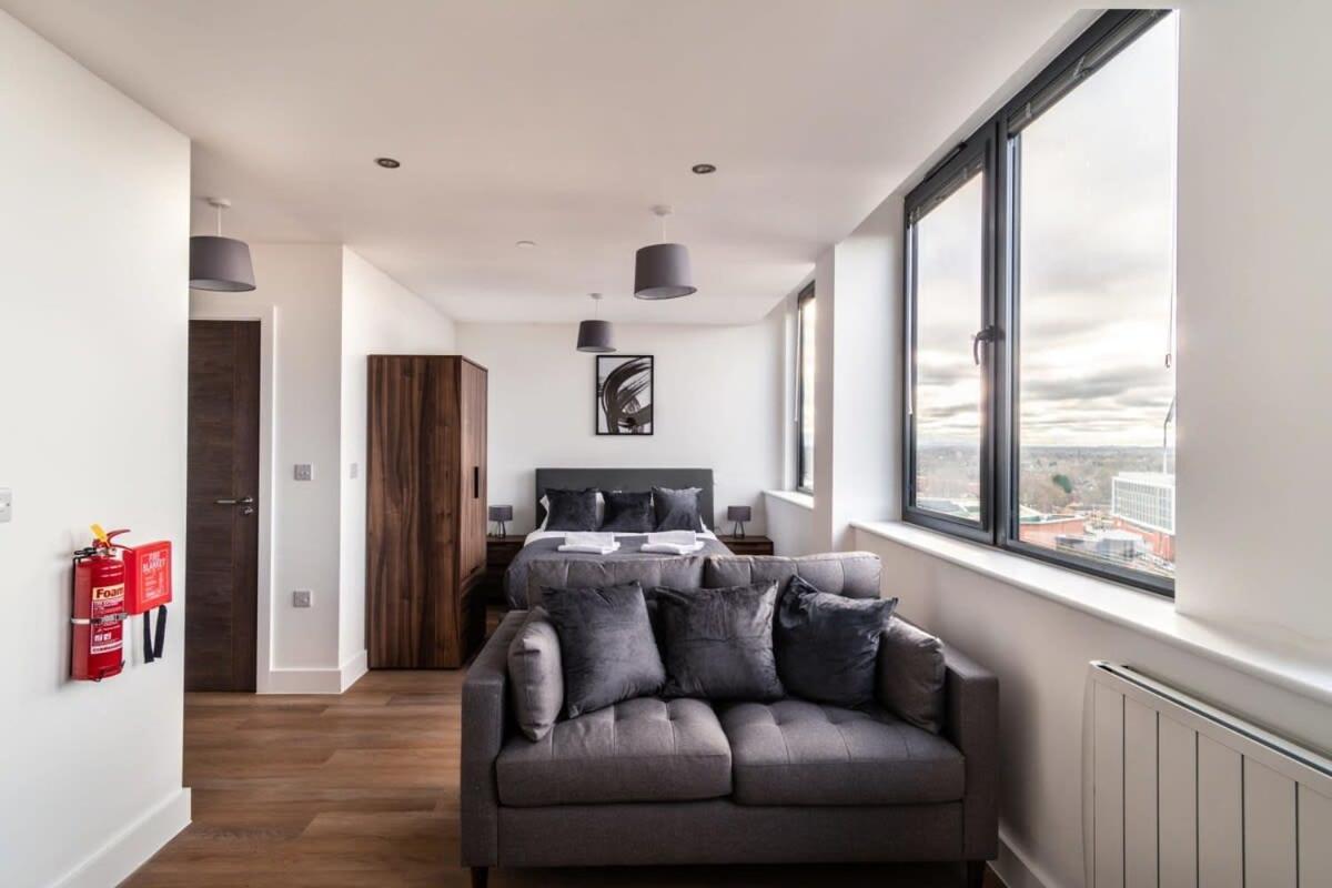 Stayzeni, Alexandra Rise * Manchester